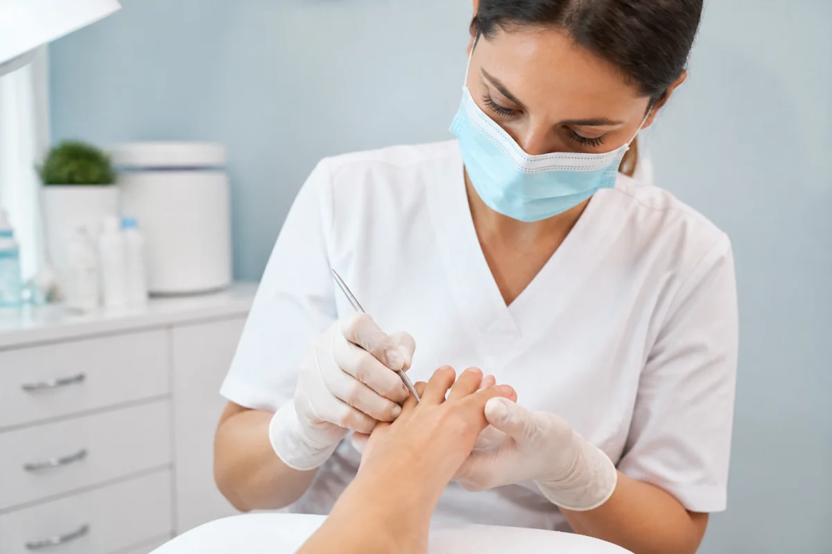 difference entre podologue et pedicure